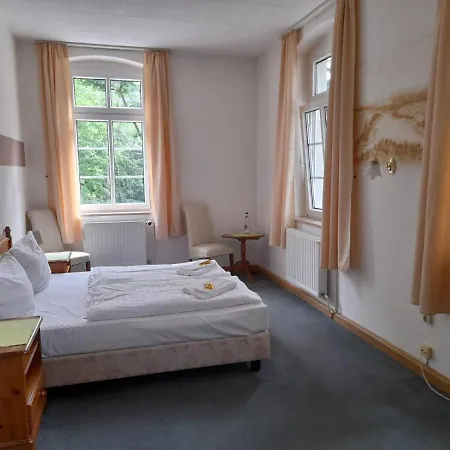 Am Kreischaer Park Hotel 3*